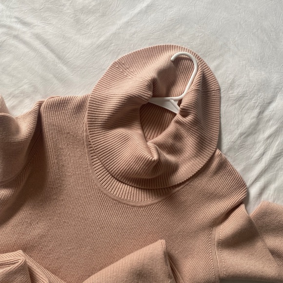 Dusty Pink turtleneck dress/sweater - Picture 5 of 10